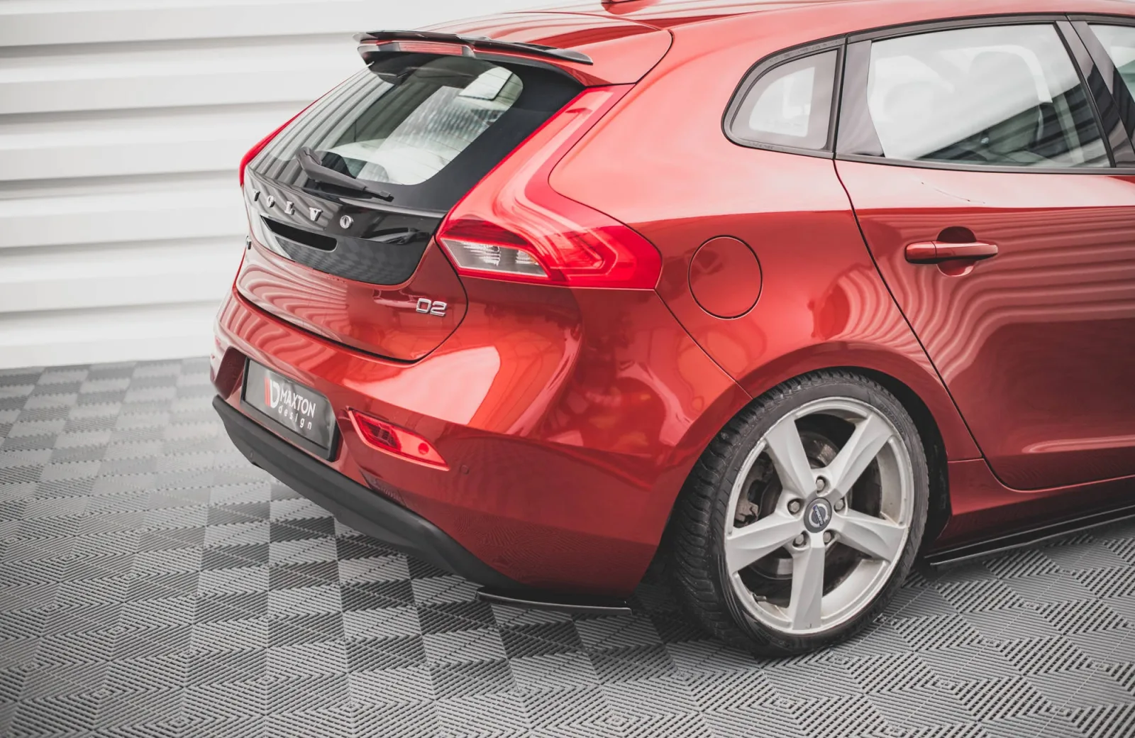 Rear Side Splitters compatible with Volvo V40