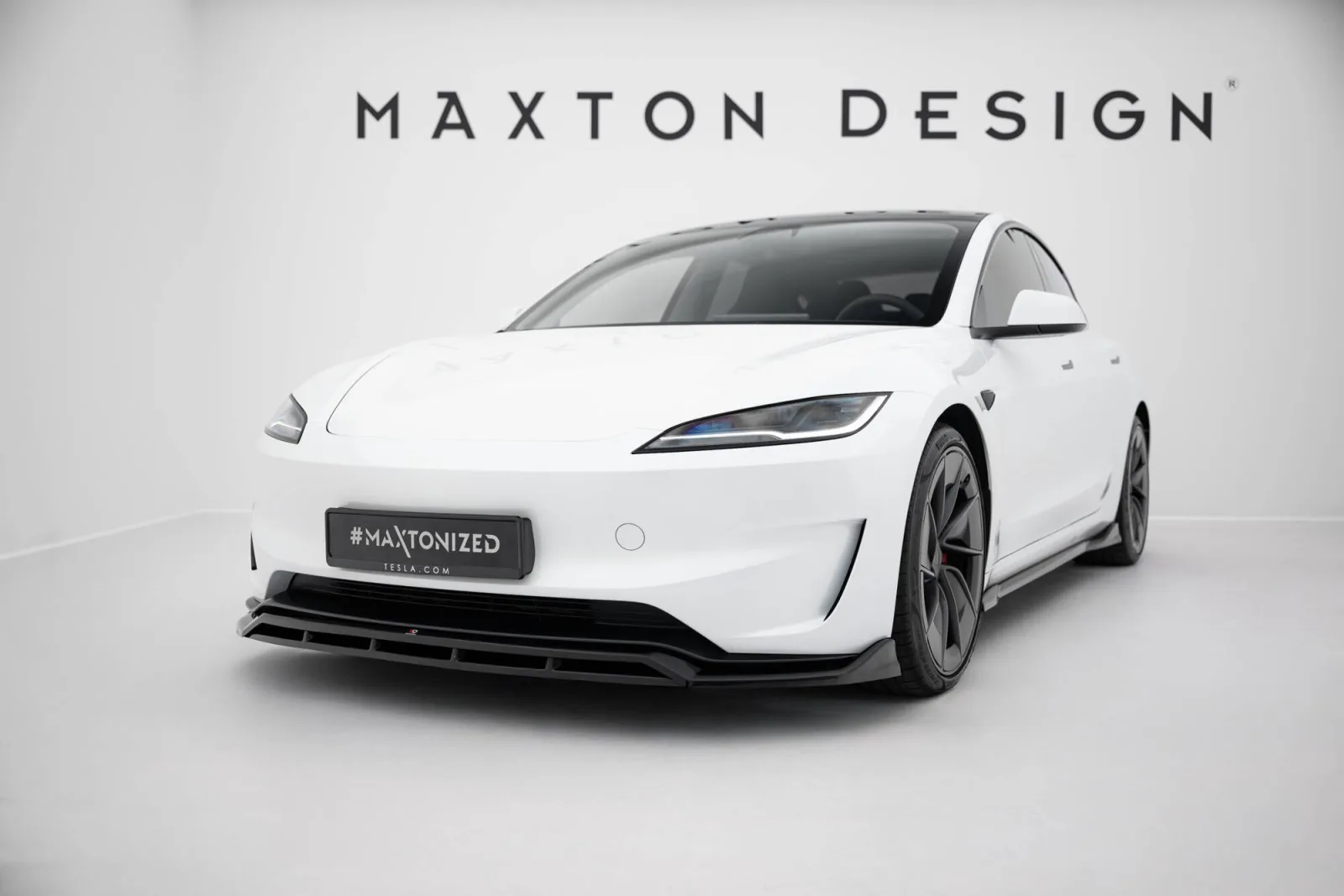 Front Splitter V.1 compatible with Tesla Model 3 Performance Mk1 Facelift