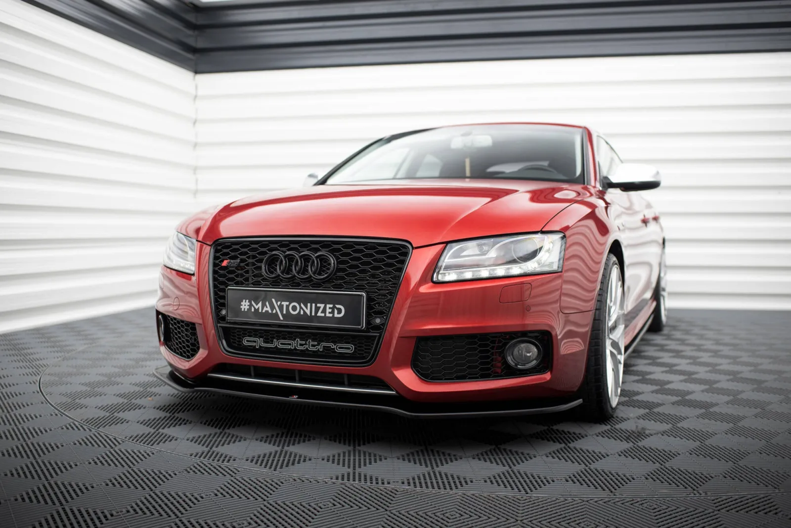 Front Splitter compatible with Audi S5 / A5 S-Line 8T