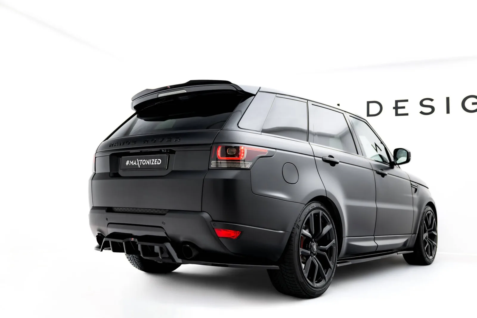 Rear Splitter (With Diffuser) compatible with Land Rover Range Rover Sport Mk2