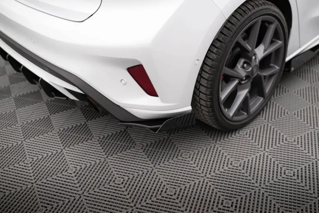 Rear Side Splitters Street Pro + Flaps compatible with Ford Focus ST Mk4