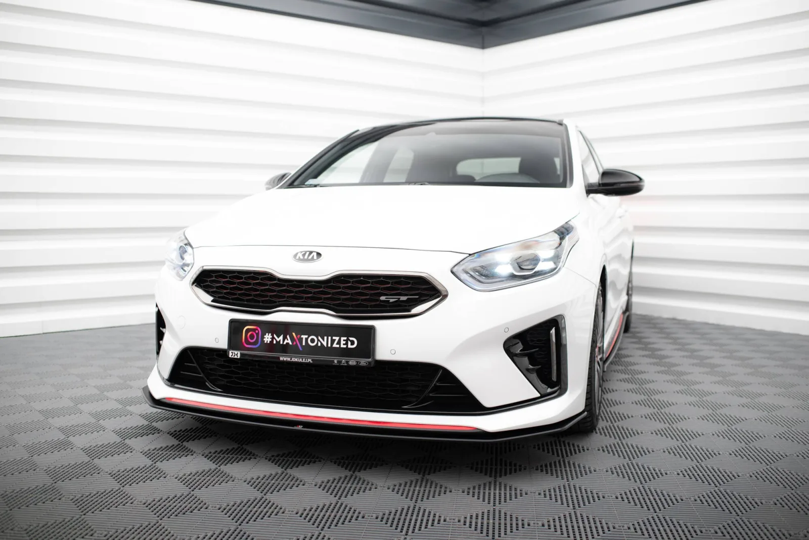 Front Splitter Street Pro compatible with Kia Ceed GT Mk3 / Proceed Mk1