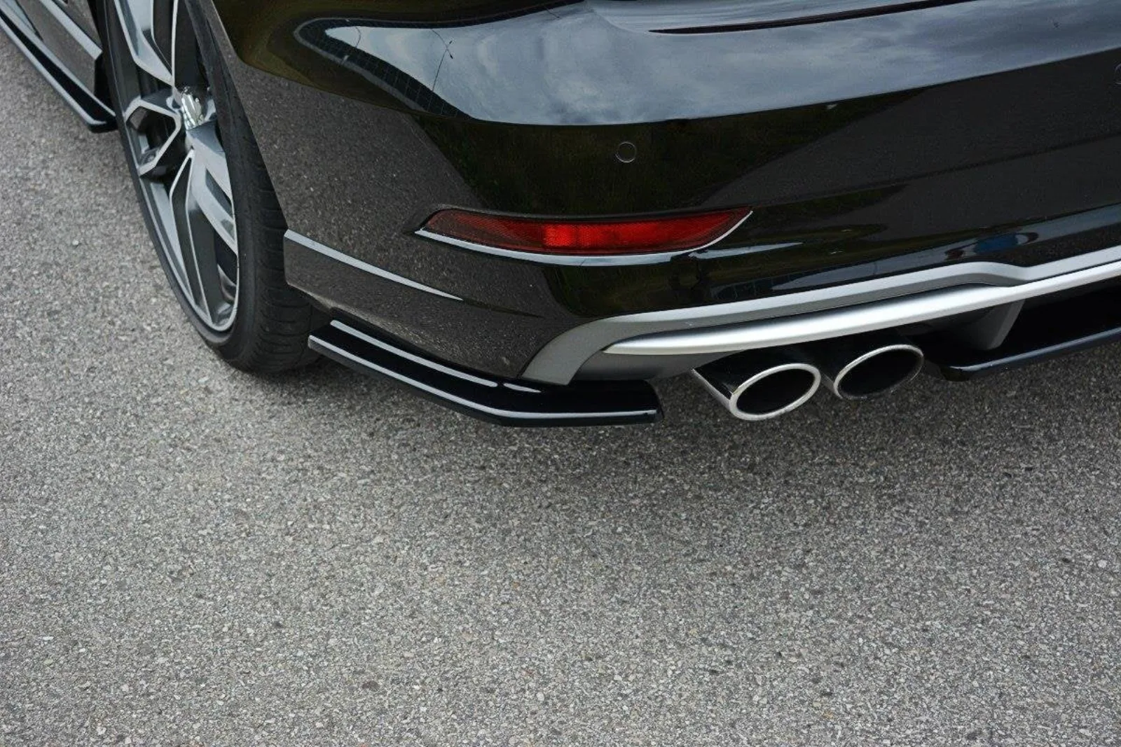 Rear Splitters compatible with Audi S3 / A3 S-Line 8V FL Sedan