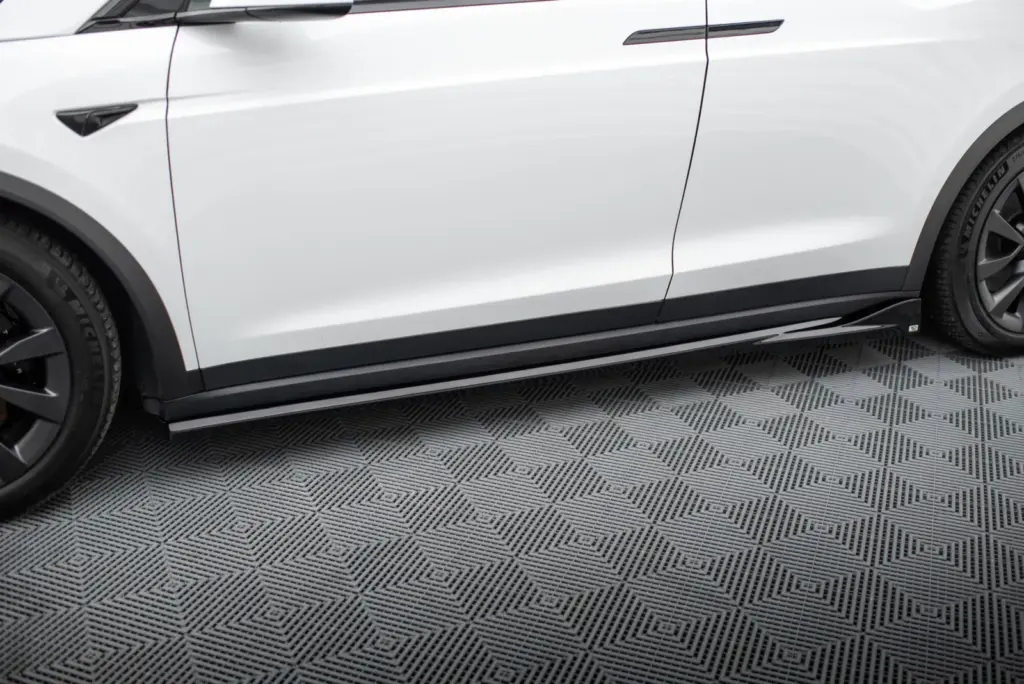 Side Skirts Diffusers compatible with Tesla Model X Mk1 Facelift