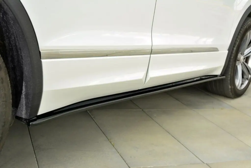 Side Skirts Diffusers compatible with Volkswagen Tiguan R-Line Mk2