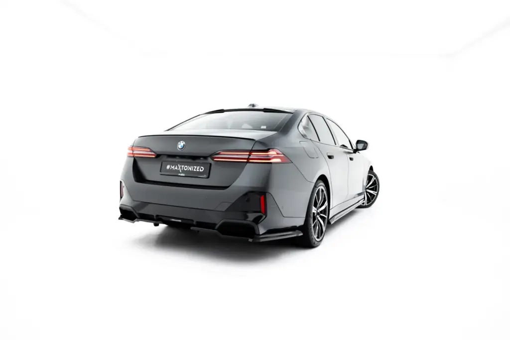 Rear Splitter (With Diffuser) V.1 compatible with BMW 5 / i5 M-Pack Sedan / Touring G60 / G61