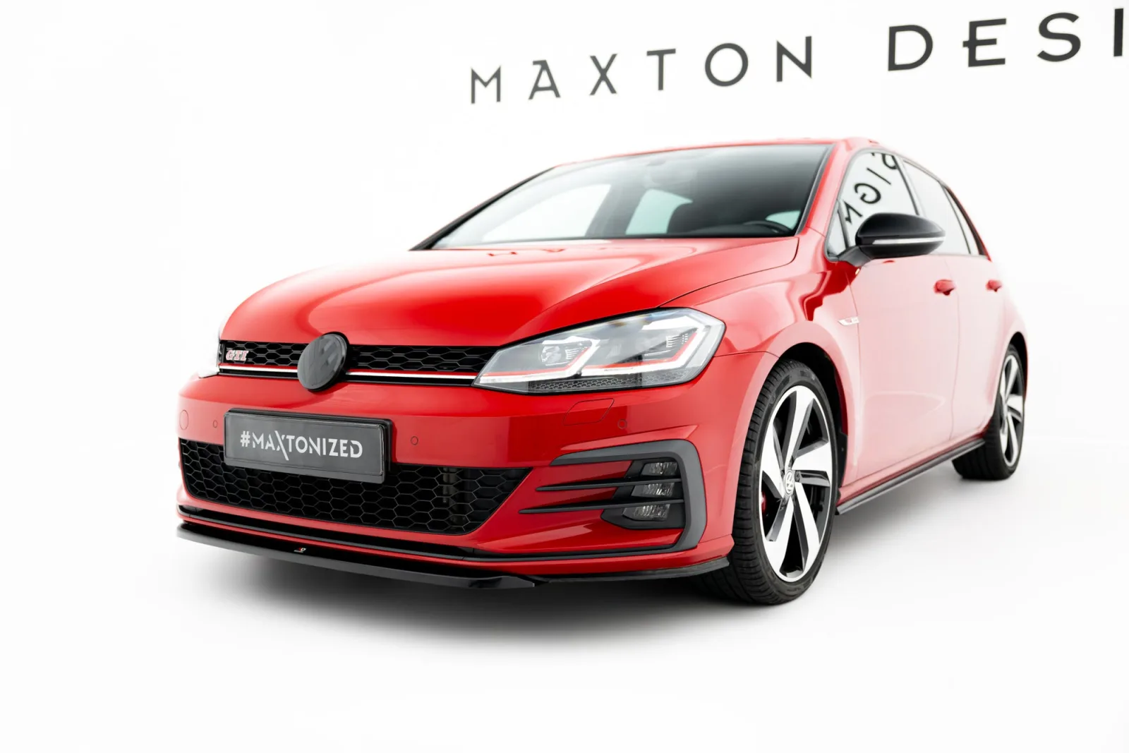 Front Splitter V.5 compatible with Volkswagen Golf GTI / GTD Mk7 Facelift