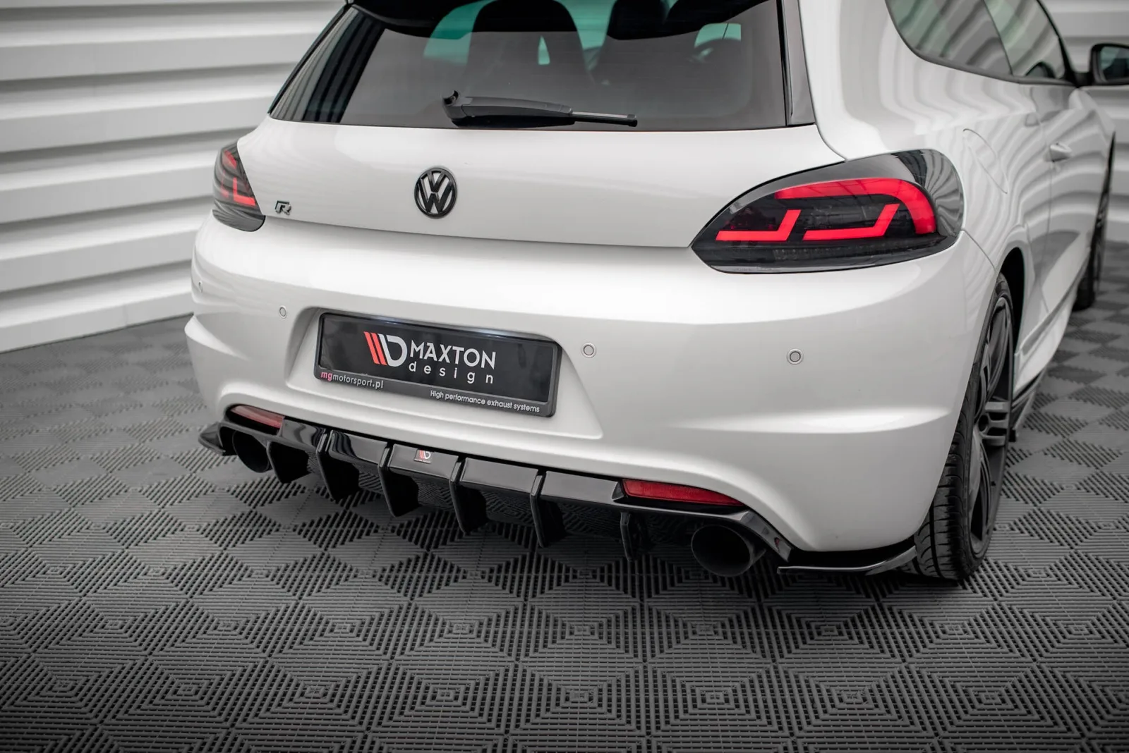 Rear Valance V.1 compatible with Volkswagen Scirocco R Mk3