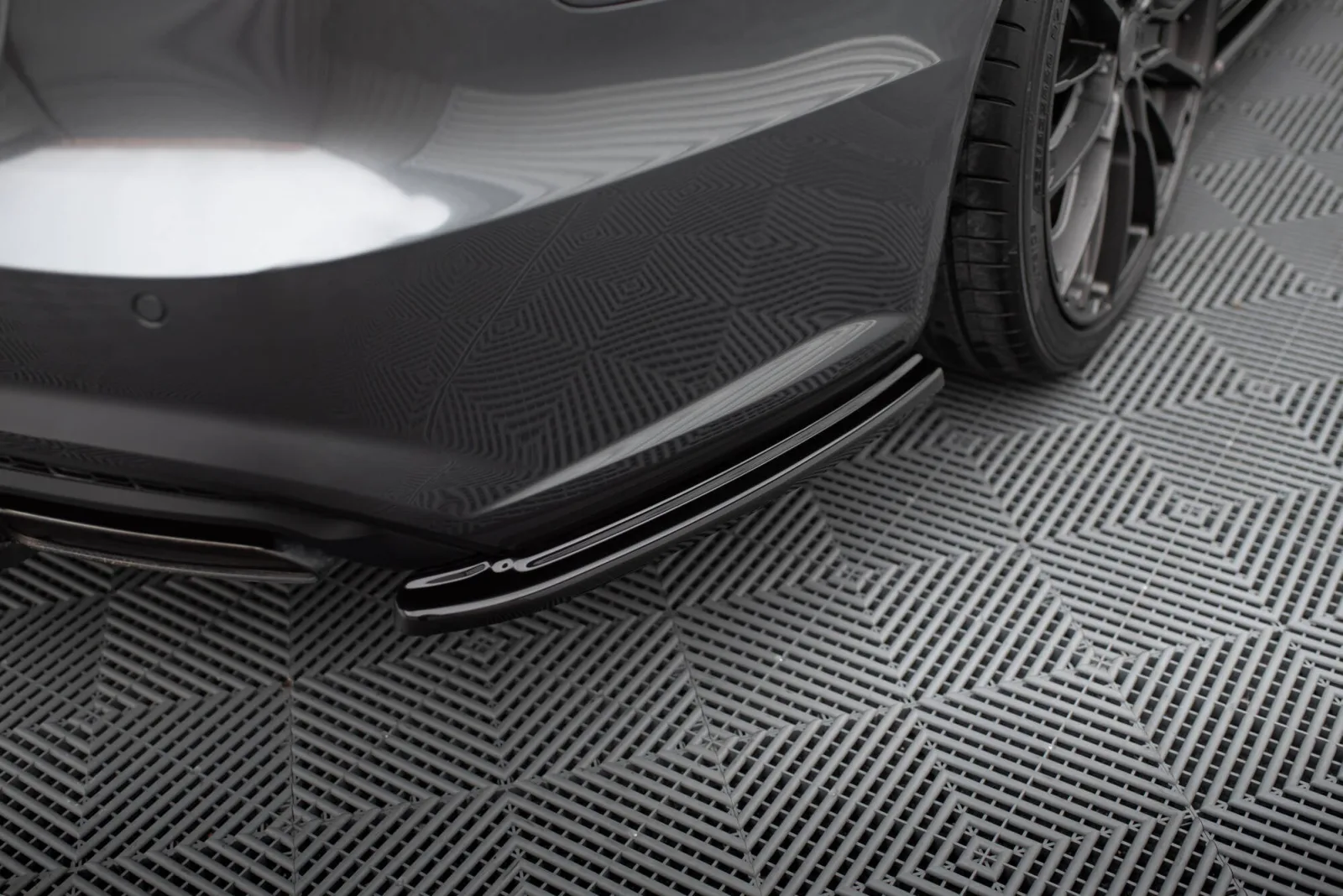 Rear Side Splitters V.1 compatible with Audi A6 / A6 C7 S-line/ S6 C7 Facelift