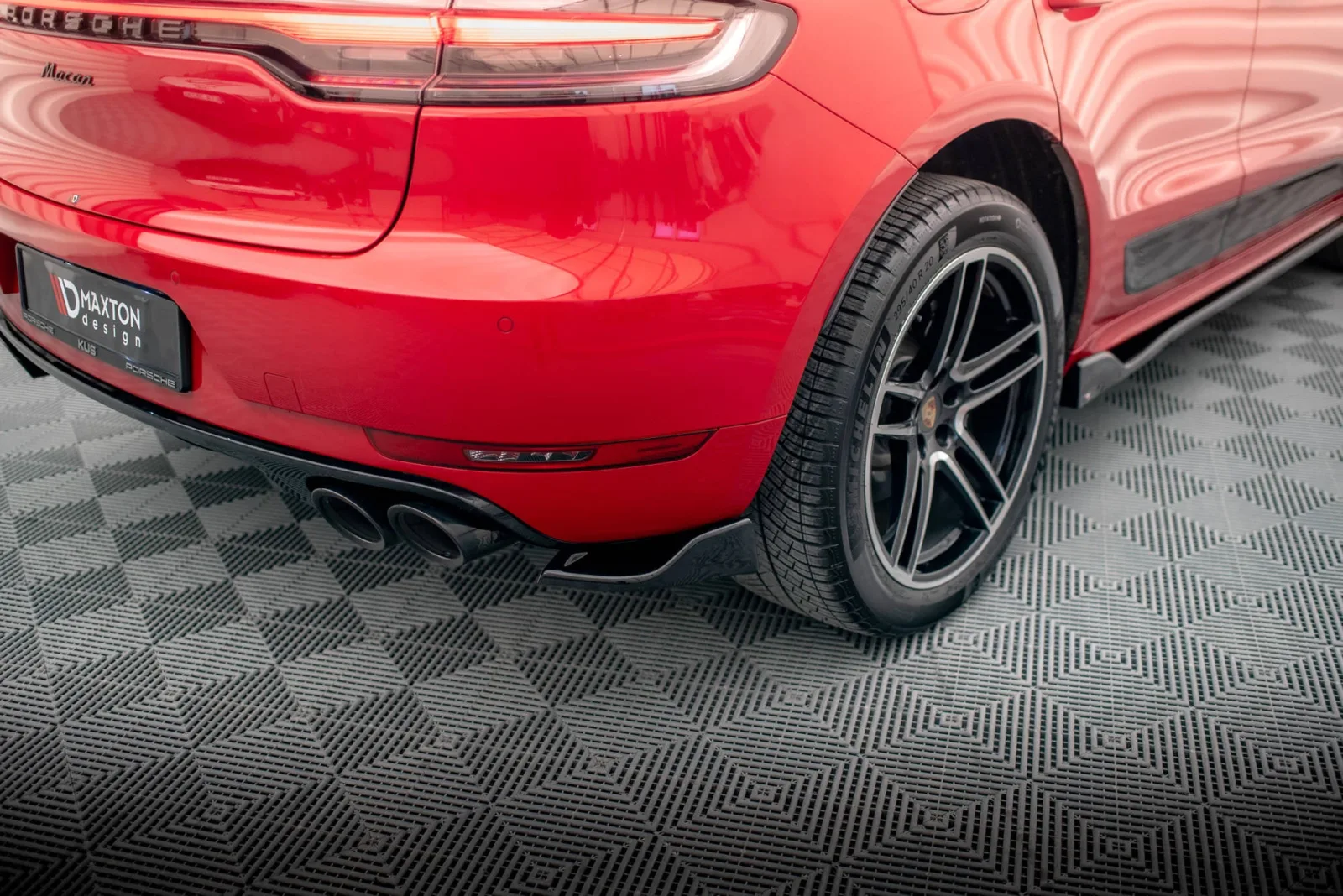 Rear Side Splitters compatible with Porsche Macan GTS / Sport Design Mk1 Facelift