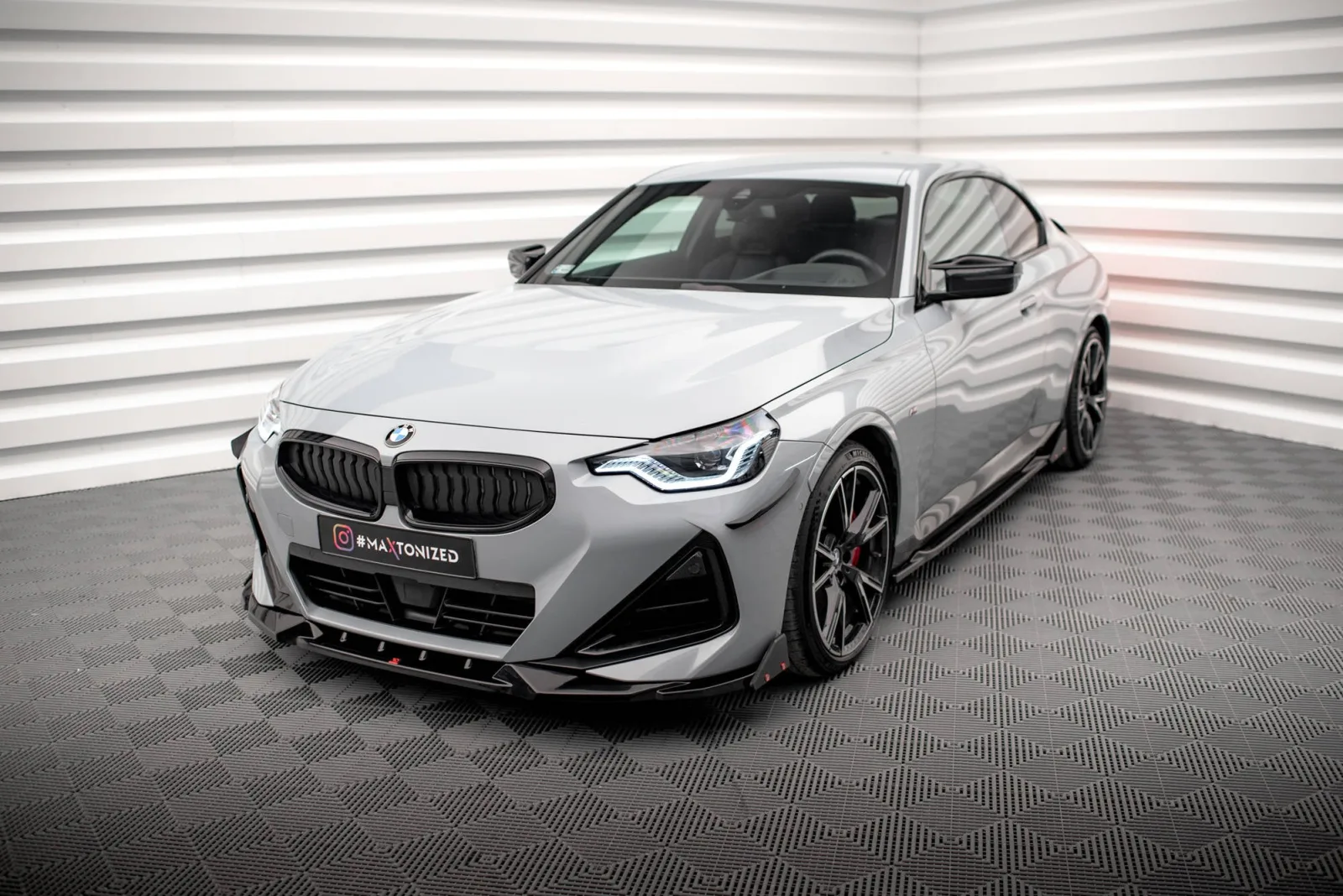 Front Splitter V.2 + Flaps compatible with BMW 2 Coupe M-Pack / M240i G42