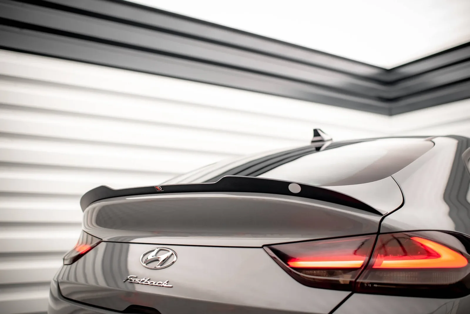 Spoiler Cap compatible with Hyundai I30 Fastback N-Line Mk3