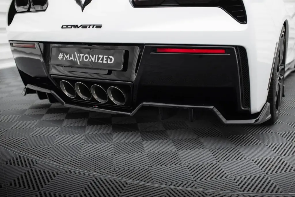 Rear Splitter Central (With Diffuser) compatible with Chevrolet Corvette C7