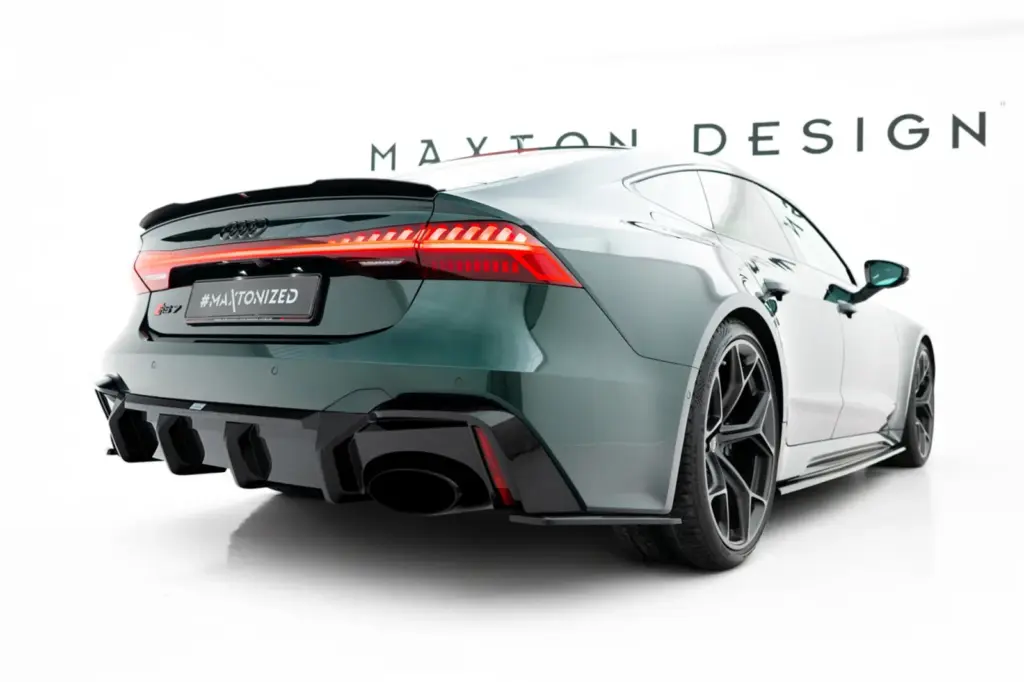Prepreg Carbon Rear Diffuser compatible with Audi RS7 C8 (Version without tow hook)