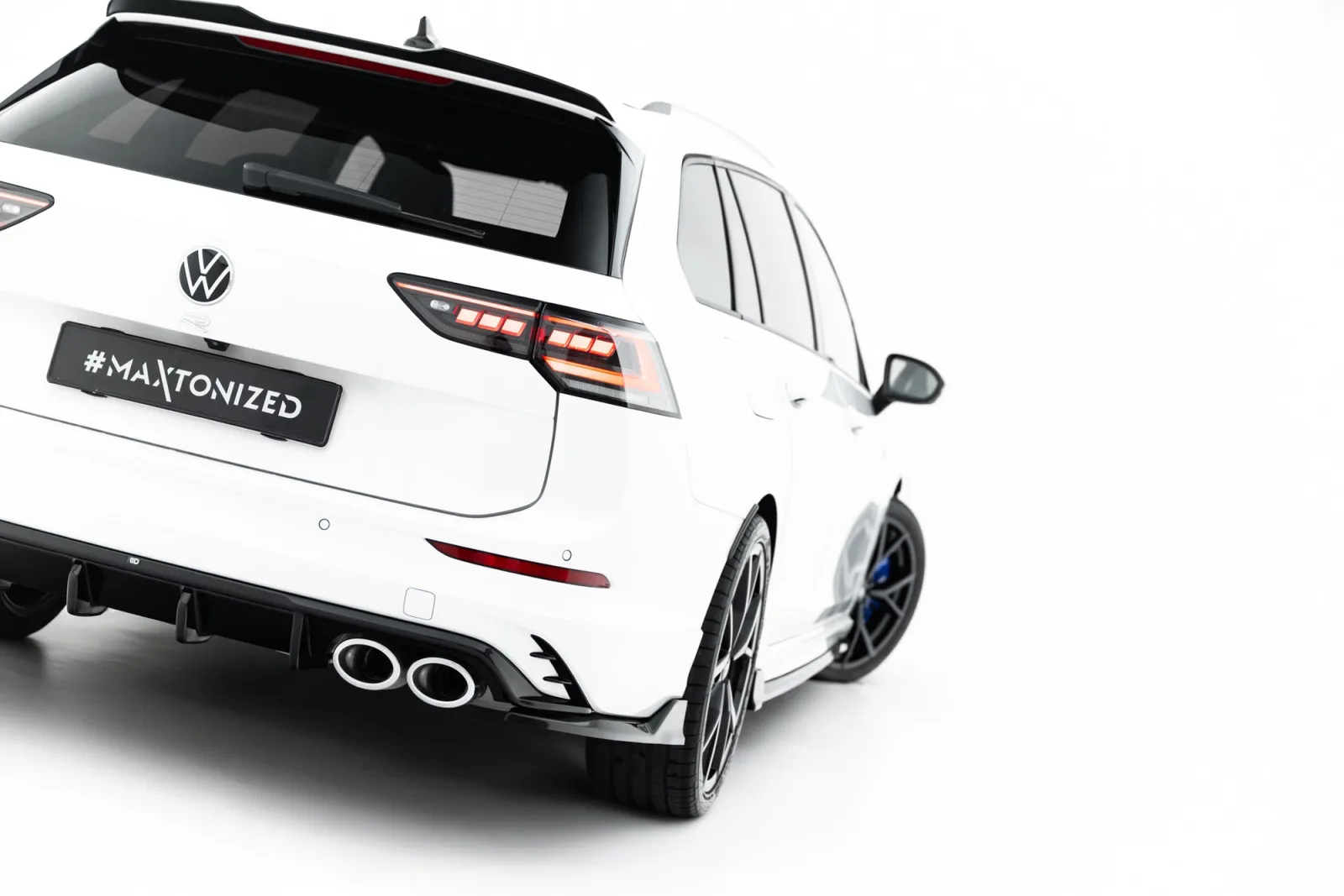 Rear Side Splitters V.2 compatible with Volkswagen Golf R Variant Mk8 / Mk8 Facelift