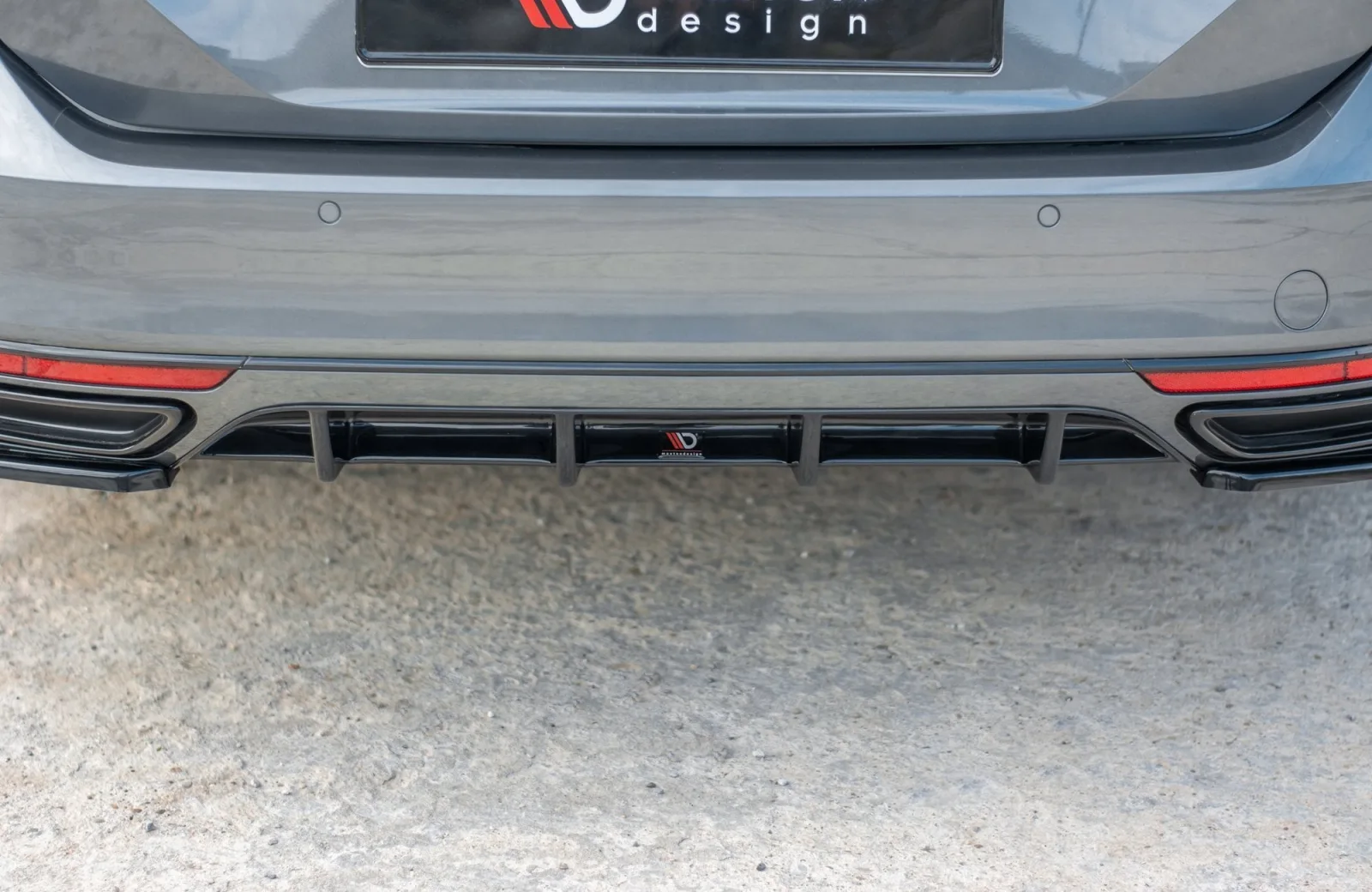 Rear Valance compatible with Volkswagen Passat R-Line B8