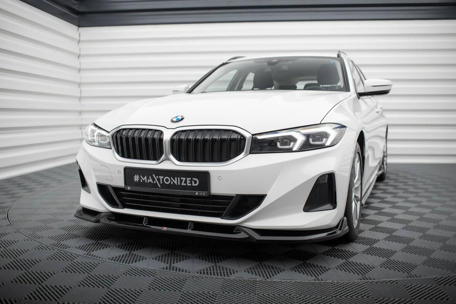 Front Splitter compatible with BMW 3 Sedan / Touring G20 / G21 Facelift