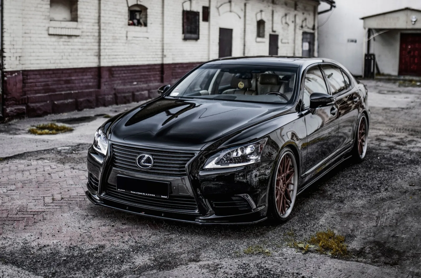 Front Splitter compatible with Lexus LS Mk4 Facelift