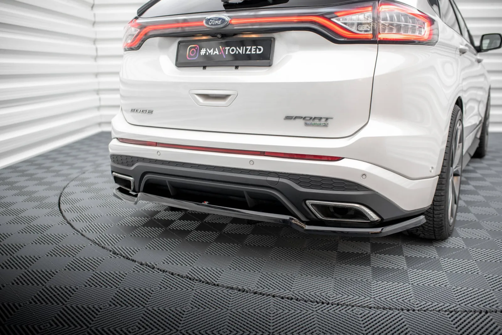 Rear Splitter (With Diffuser) compatible with Ford Edge Sport Mk2