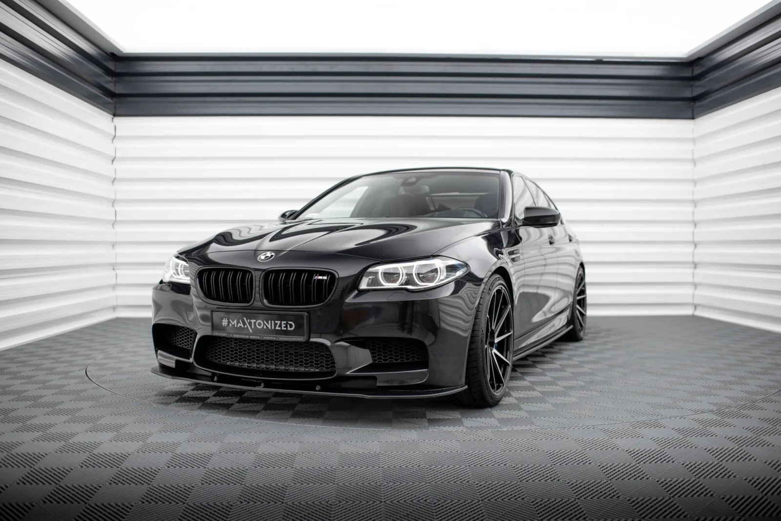 Front Splitter compatible with BMW M5 F10/ F11