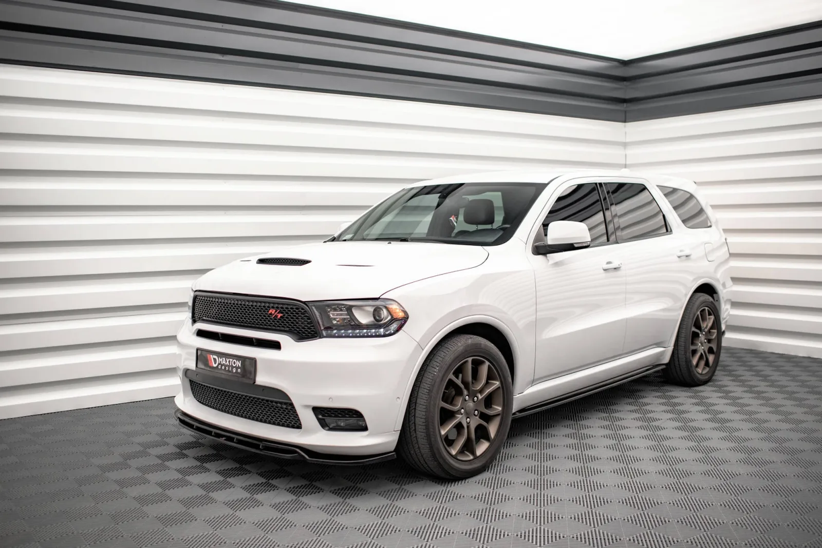 Front Splitter V.1 compatible with Dodge Durango RT / SRT Mk3 Facelift