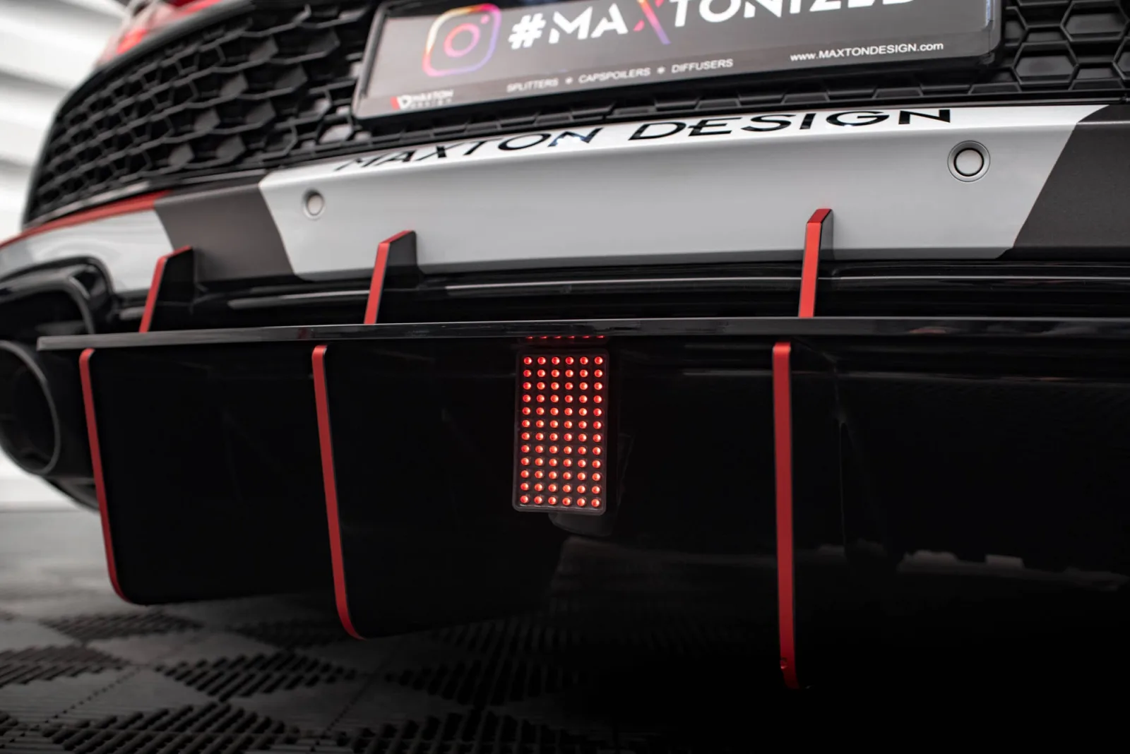 LED Brake Light compatible with Audi R8 Mk2 Facelift