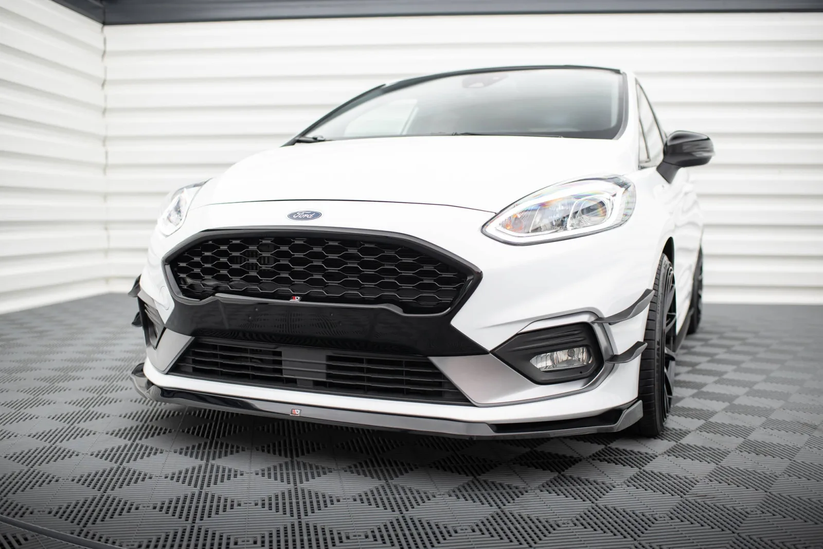 Front Splitter V.5 compatible with Ford Fiesta Mk8 ST / ST-Line