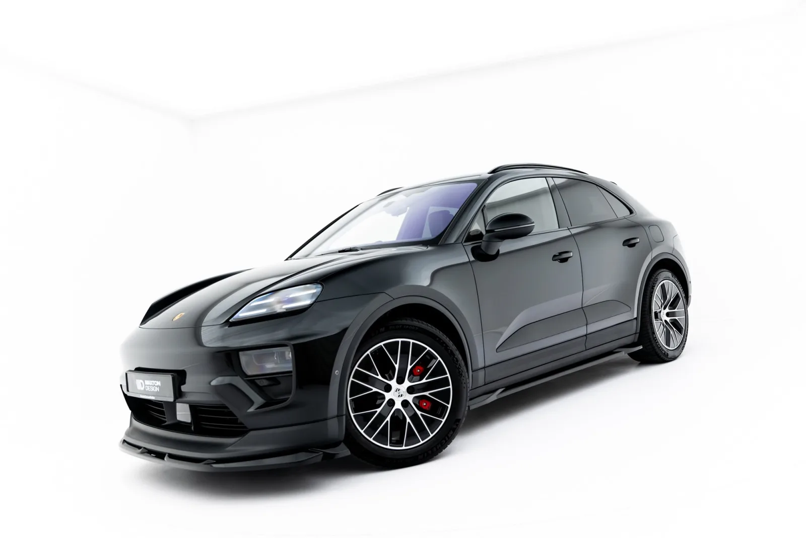 Set of Splitters compatible with Porsche Macan EV Mk1