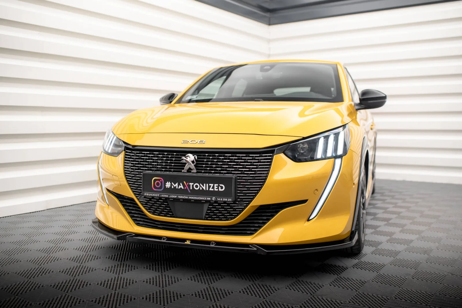 Front Splitter V.1 compatible with Peugeot 208 GT Mk2