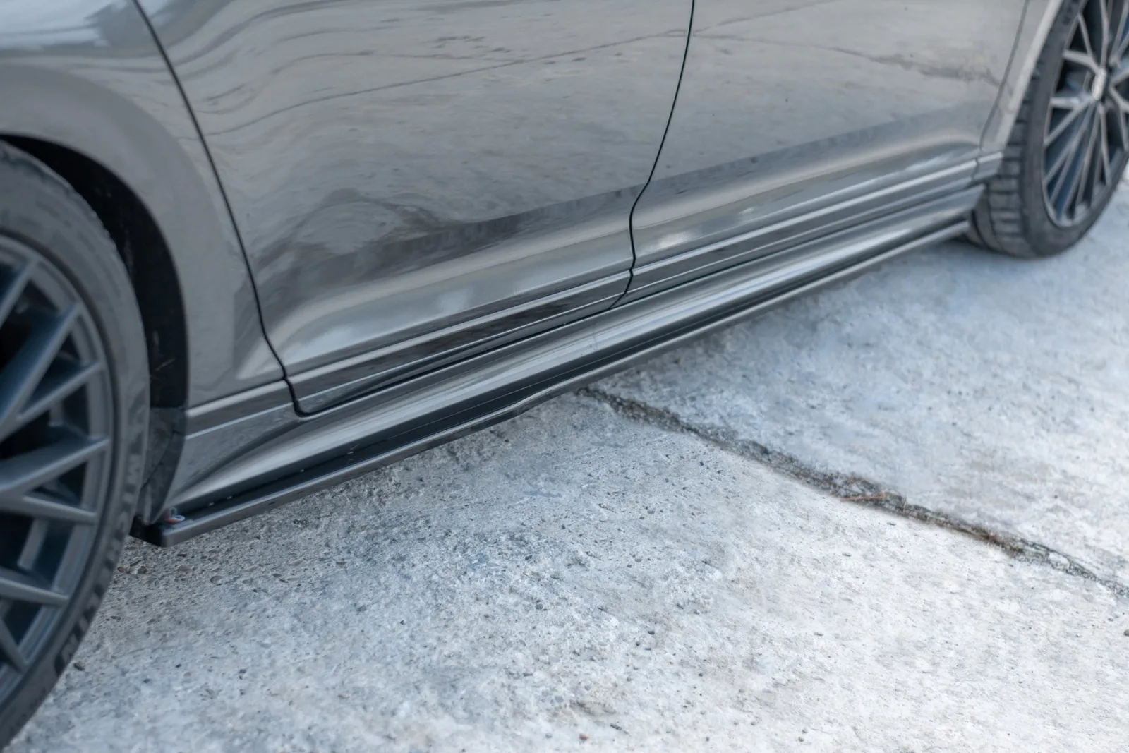 Side Skirts Diffusers compatible with Volkswagen Passat R-Line B8