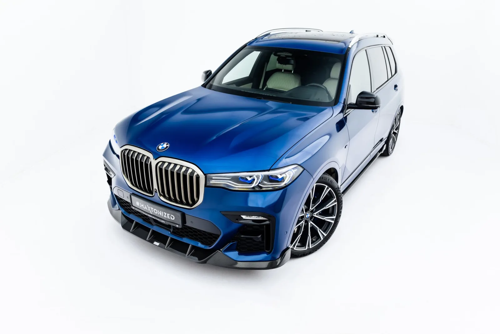 Prepreg Carbon Front Splitter compatible with BMW X7 M-Pack G07