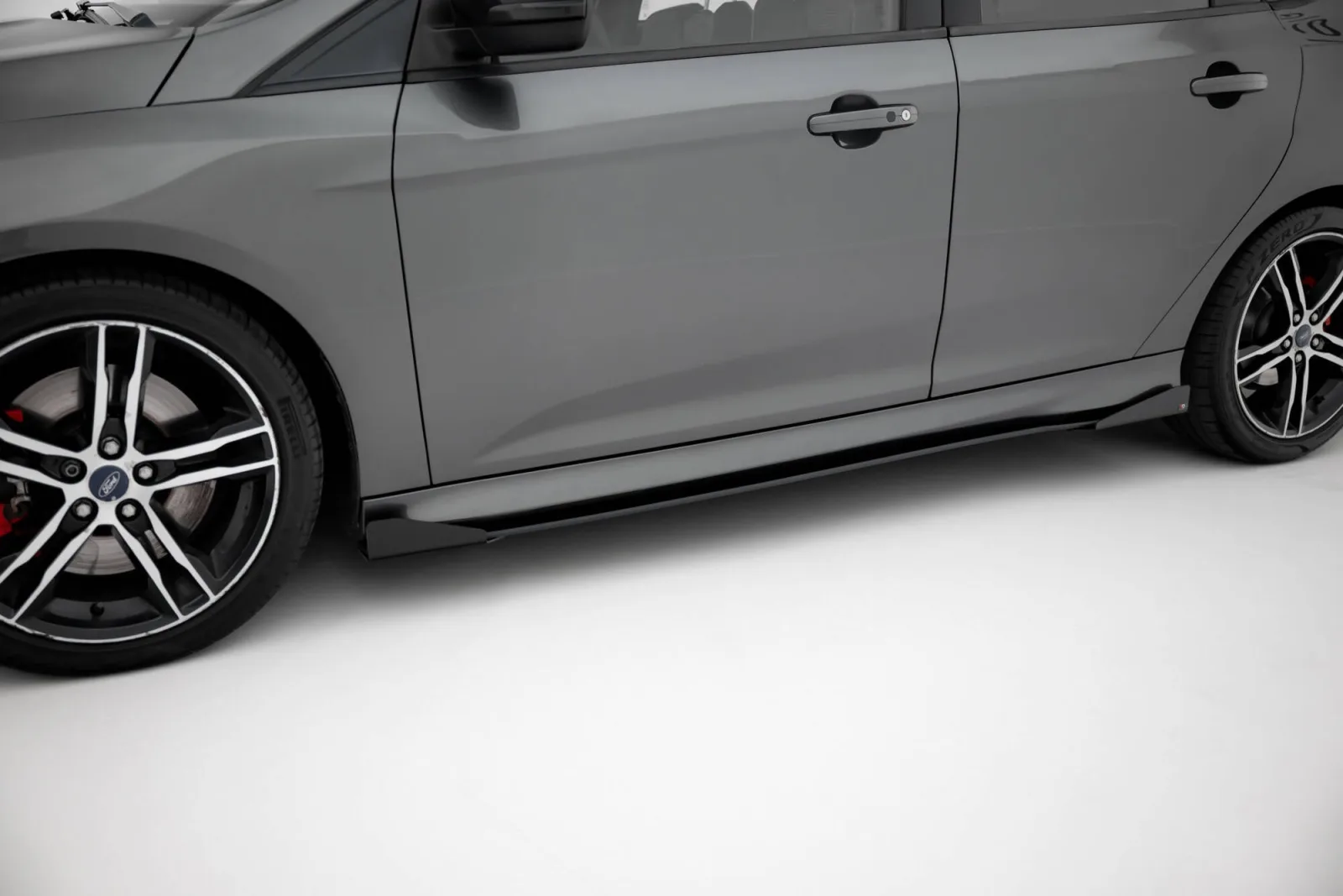 Side Skirts Diffusers Street Pro + Flaps compatible with Ford Focus ST Mk3 Facelift