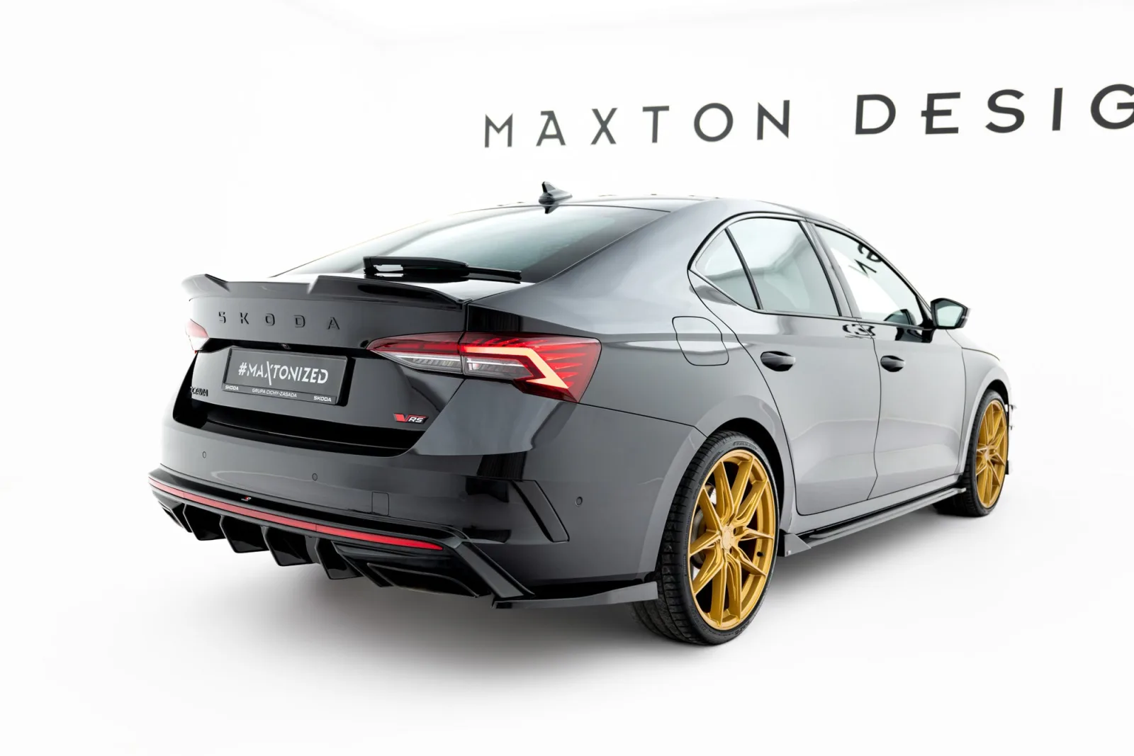 Rear Side Splitters V.4 compatible with Skoda Octavia RS Liftback / Combi Mk4 Facelift