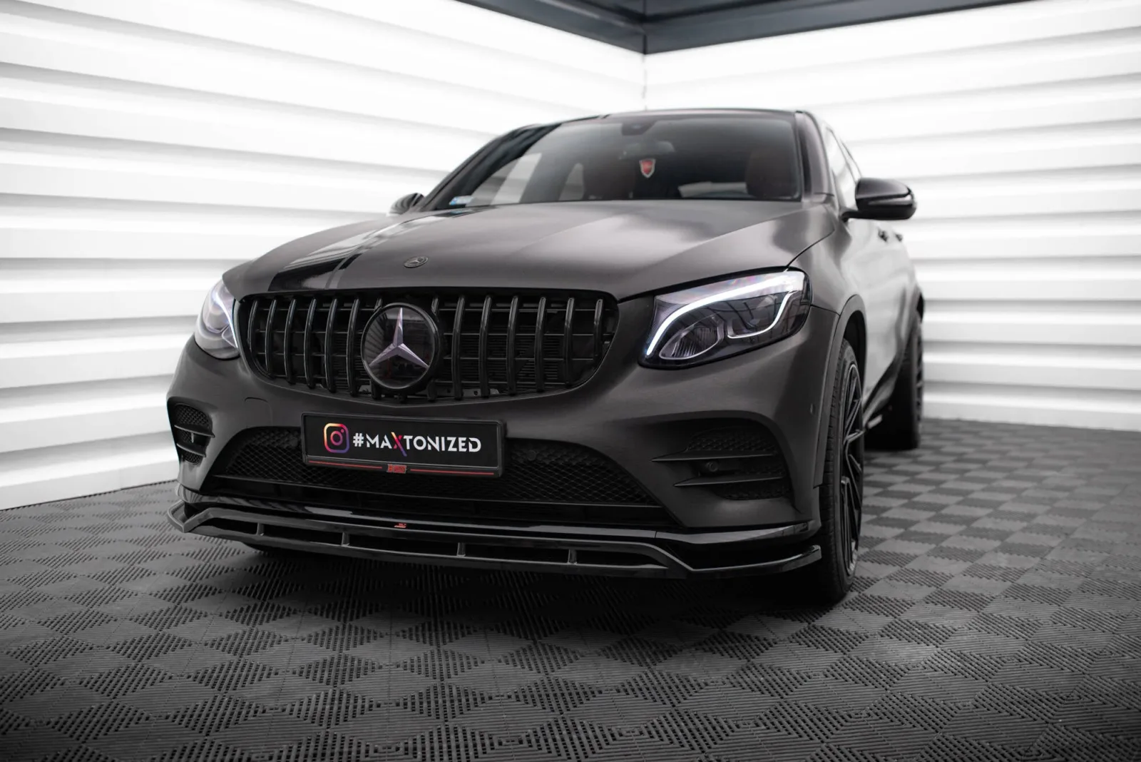 Front Splitter compatible with Mercedes-Benz GLC Coupe AMG-Line /43 AMG C253