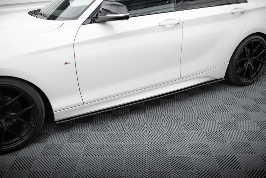 Side Skirts Diffusers Street Pro V.2 compatible with BMW 1 F20 M135i / M140i / M-Pack