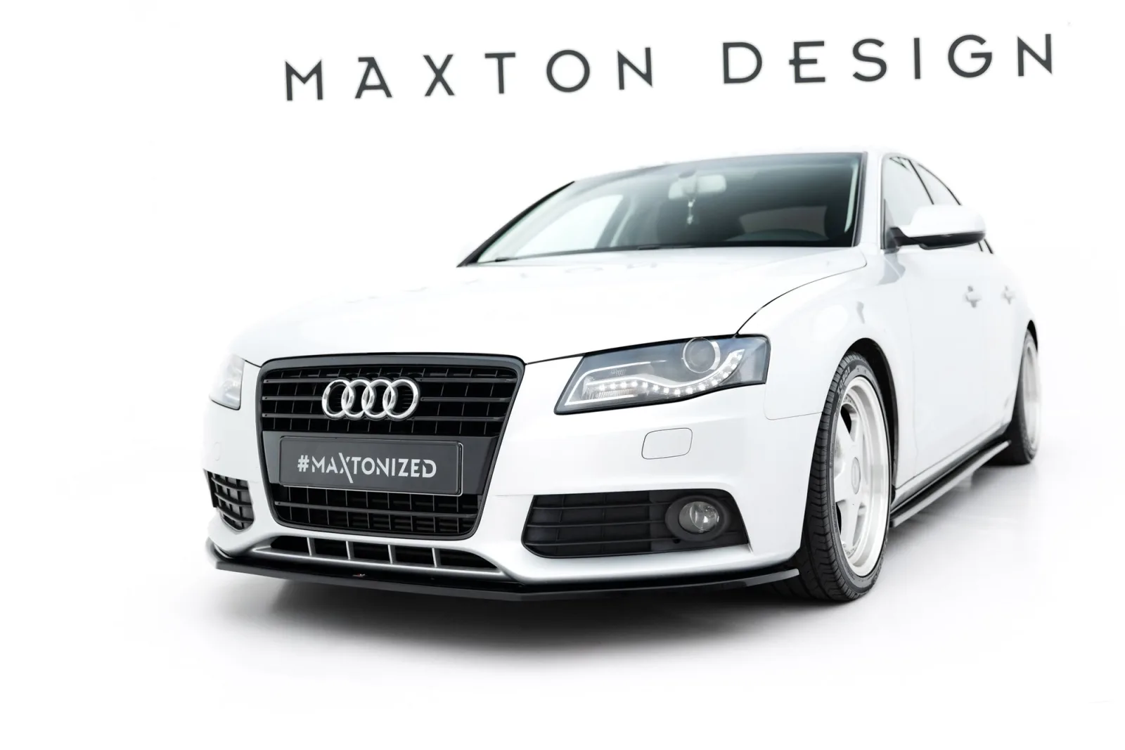 Front Splitter V.2 compatible with Audi A4 Sedan / Avant B8