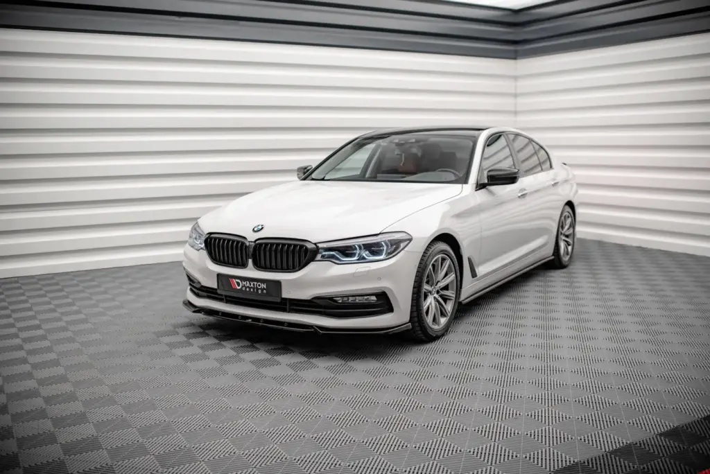 Set of Splitters compatible with BMW 5 Sedan G30