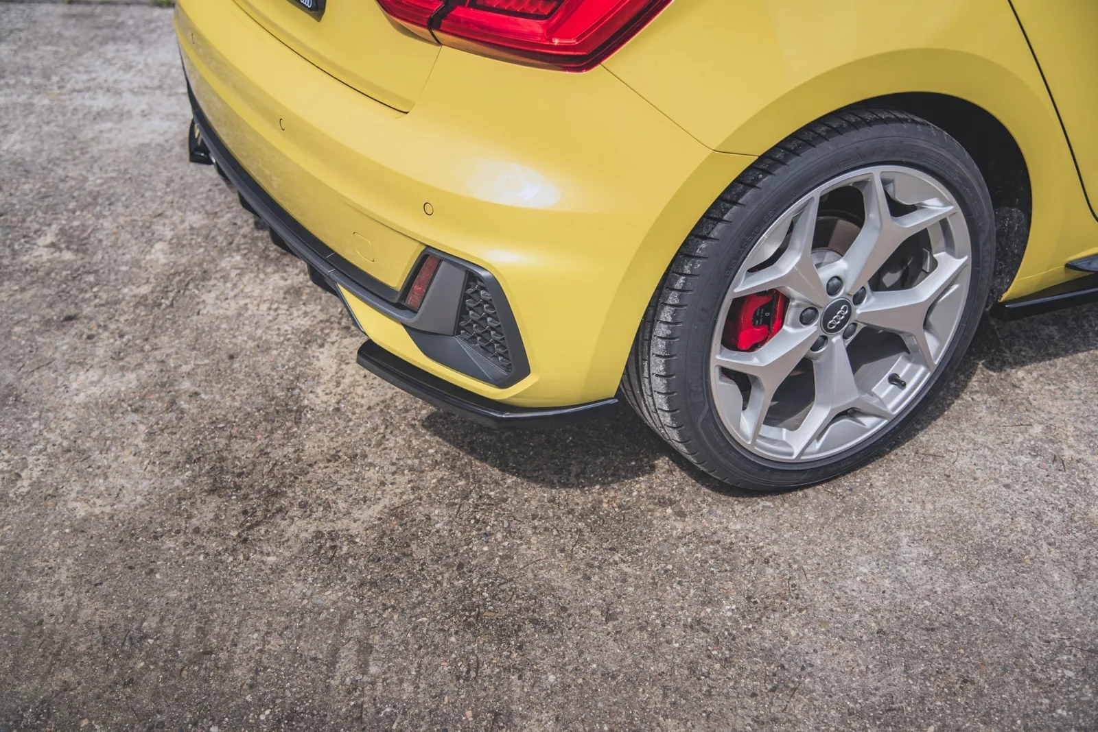 Rear Side Splitters compatible with Audi A1 S-Line GB