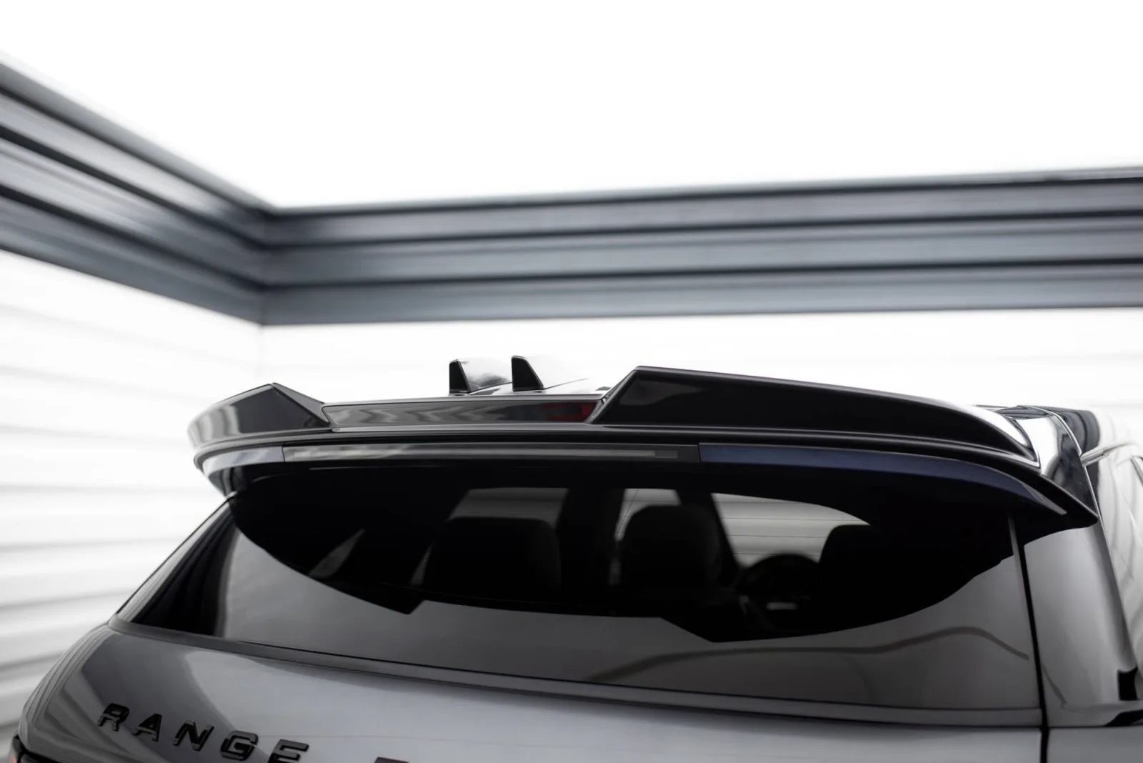 Spoiler Cap 3D compatible with Land Rover Range Rover Evoque HSE Dynamic Mk1 Facelift