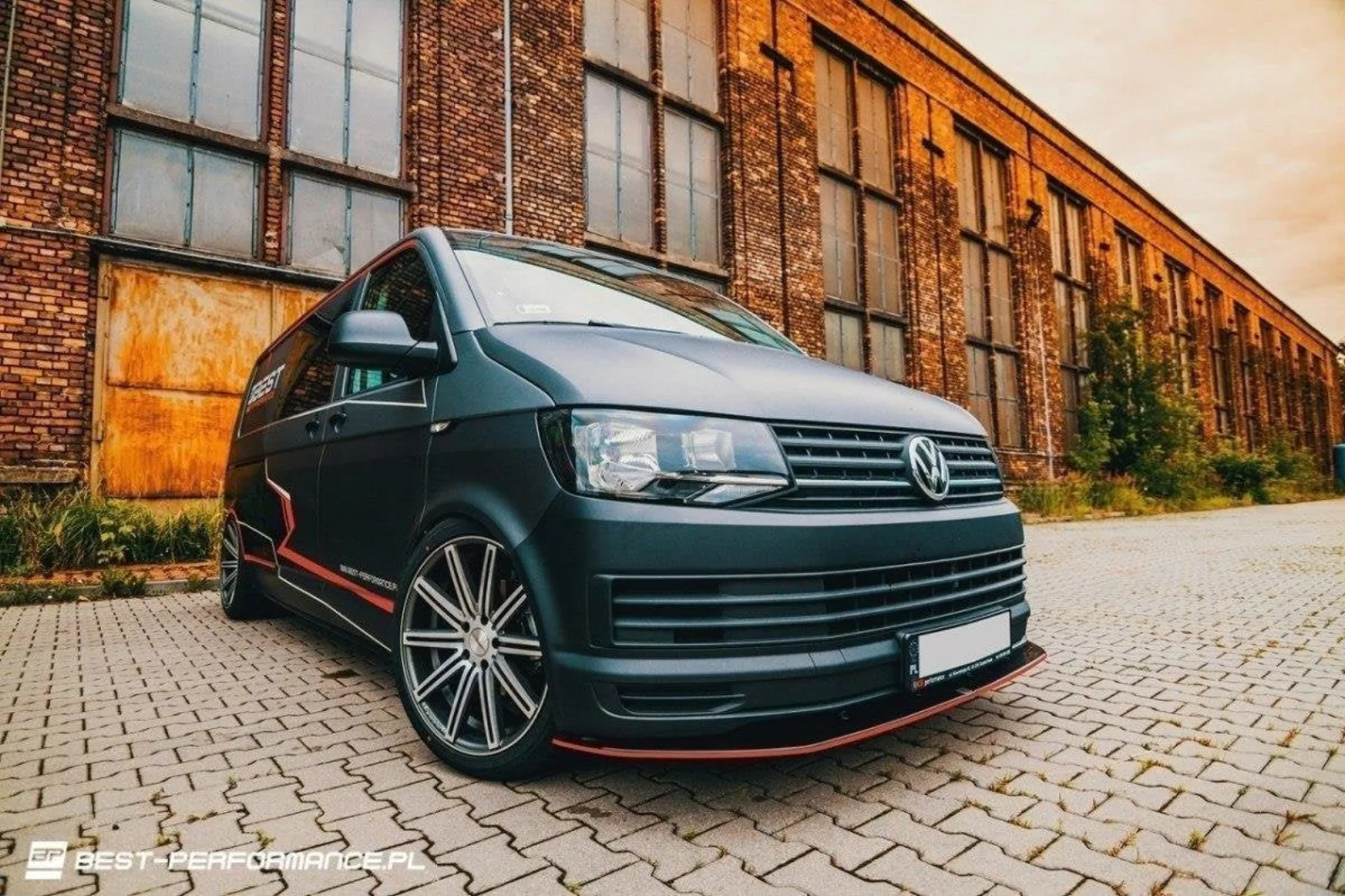 Front Splitter V.1 compatible with Volkswagen T6