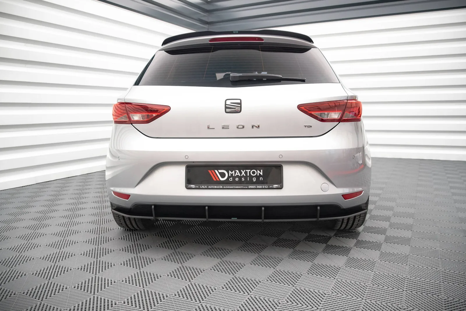 Rear Diffuser Street Pro compatible with Seat Leon Hatchback Mk3