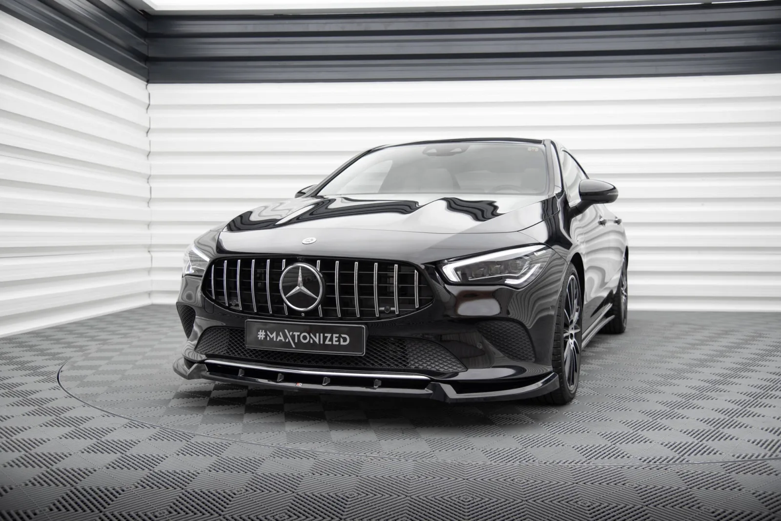 Front Splitter V.2 compatible with Mercedes-Benz CLA C118