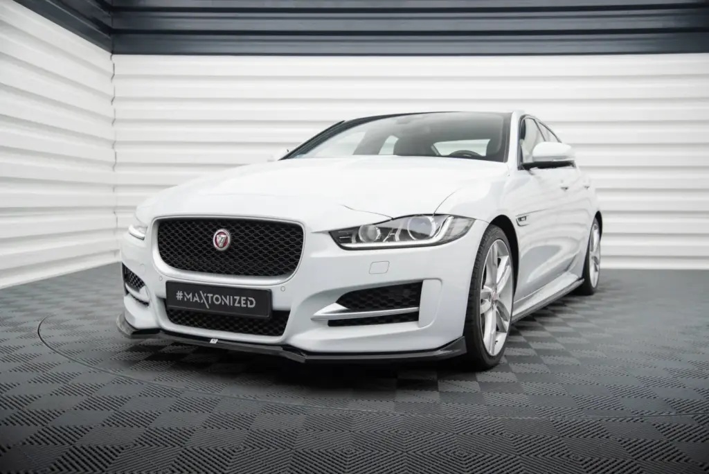 Front Splitter V.1 compatible with Jaguar XE R-Sport X760