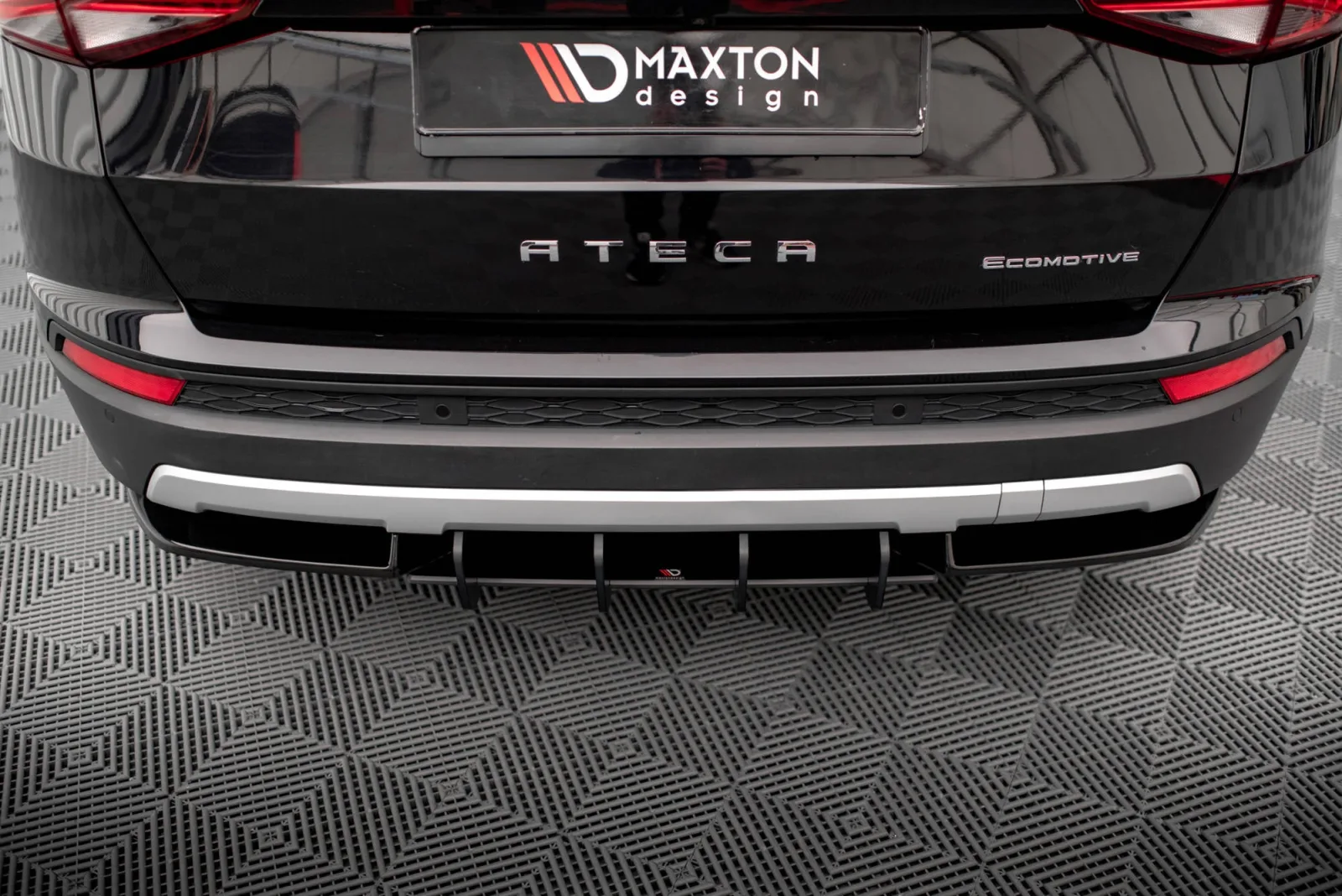 Rear Diffuser Street Pro compatible with Seat Ateca Mk1