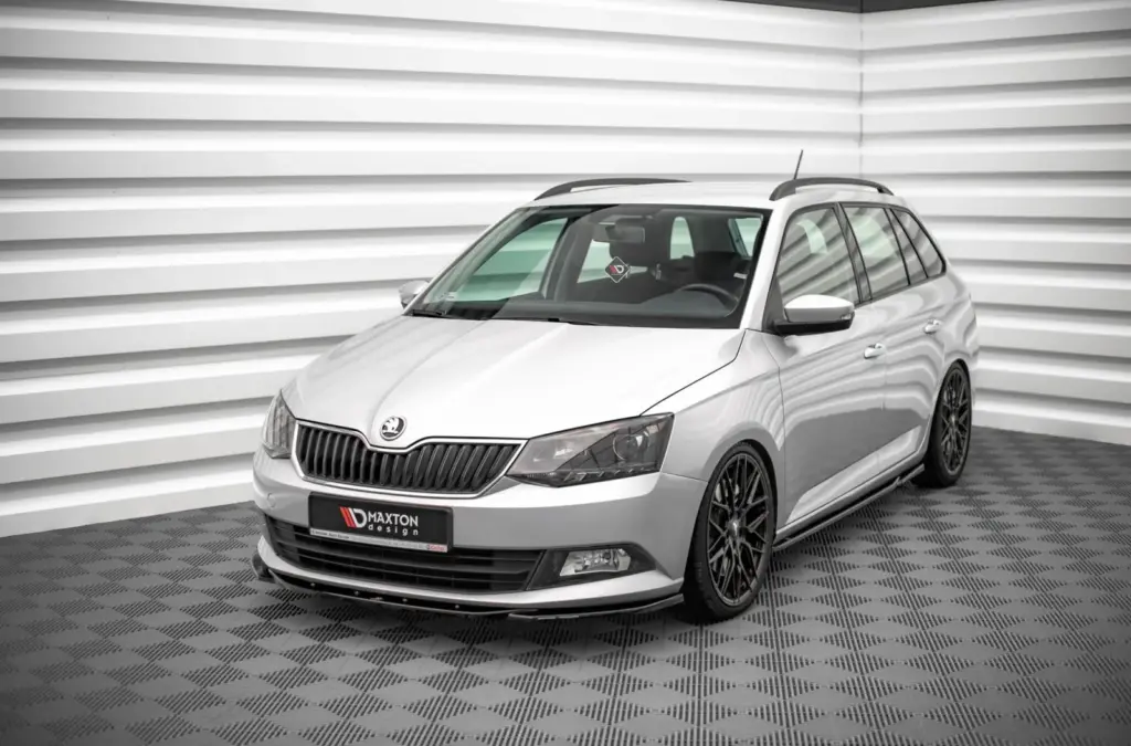 Front Splitter V.2 compatible with Skoda Fabia Mk3