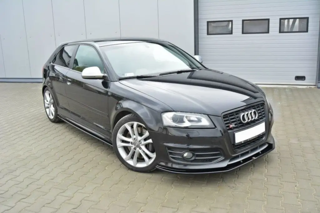 Front Splitter V.2 compatible with Audi S3 8P FL
