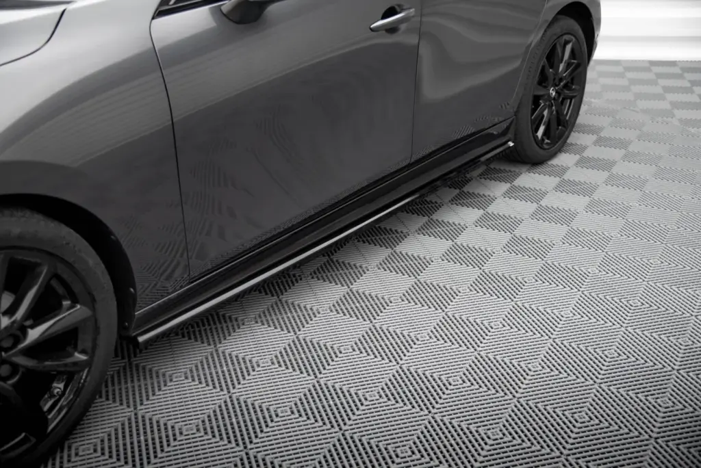 Side Skirts Diffusers compatible with Mazda 3 Mk4
