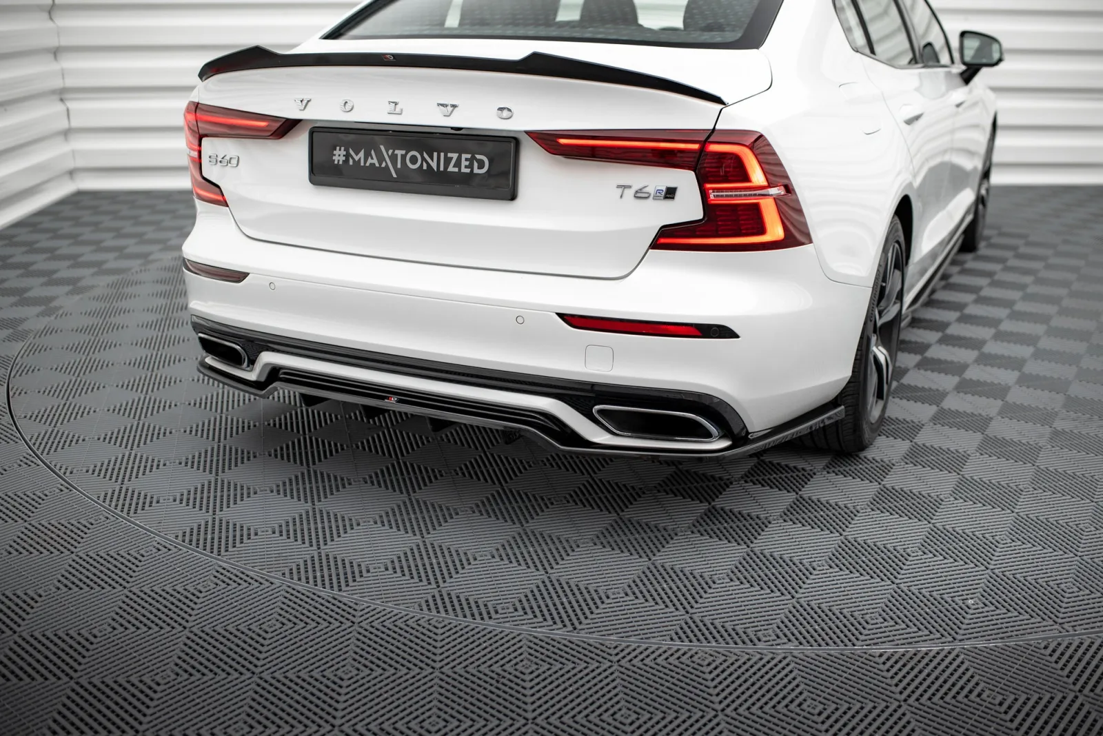 Rear Splitter (With Diffuser) compatible with Volvo S60/V60 R-Design Mk3