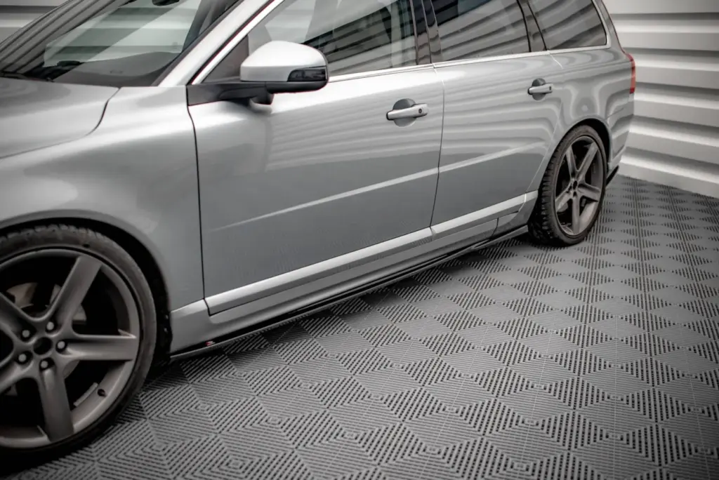 Side Skirts Diffusers compatible with Volvo V70 Mk3