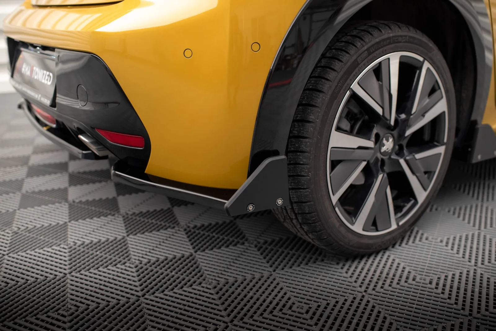 Rear Side Splitters V.1 + Flaps compatible with Peugeot 208 GT Mk2